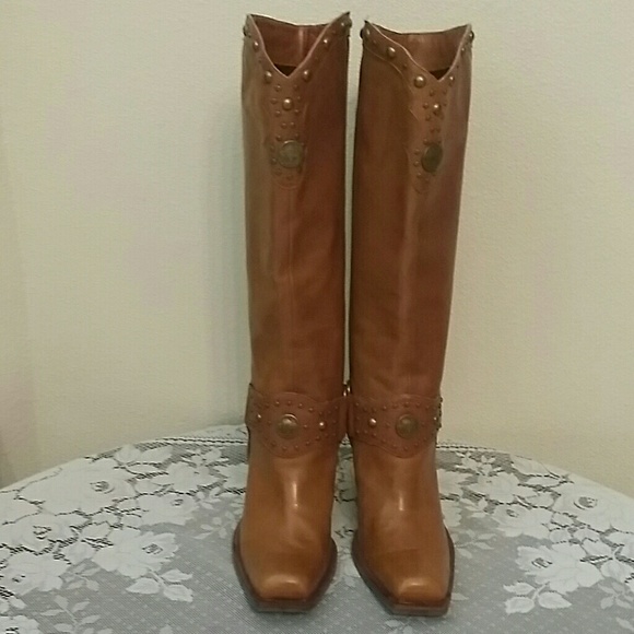 Antonio Melanie Boots