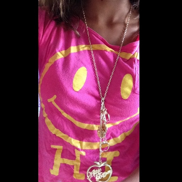 Gold Apple Bottoms Long Lecklace - Picture 4 of 4