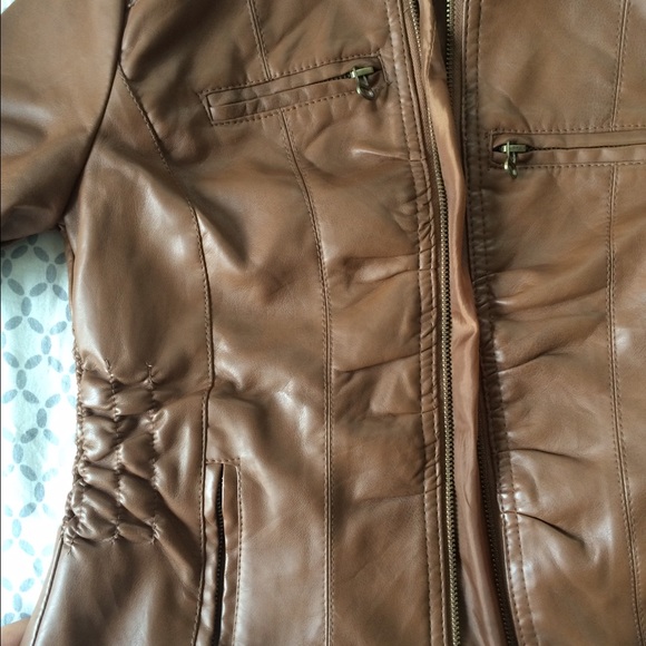 Jacket !!? - Picture 2 of 3