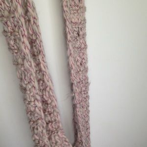 ⚡️Flash Sale⚡️Light pink knitted scarf