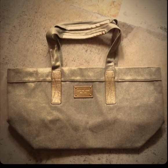 Authentic Michael Kors Beach bag