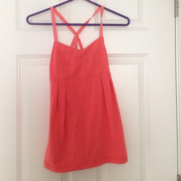 Lululemon tank top
