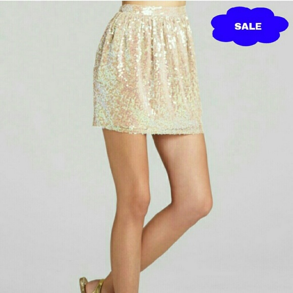 BCBGeneration Dresses & Skirts - BCBGeneration nude sequin skirt - NWT