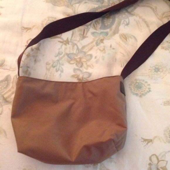Like new nylon cross body
