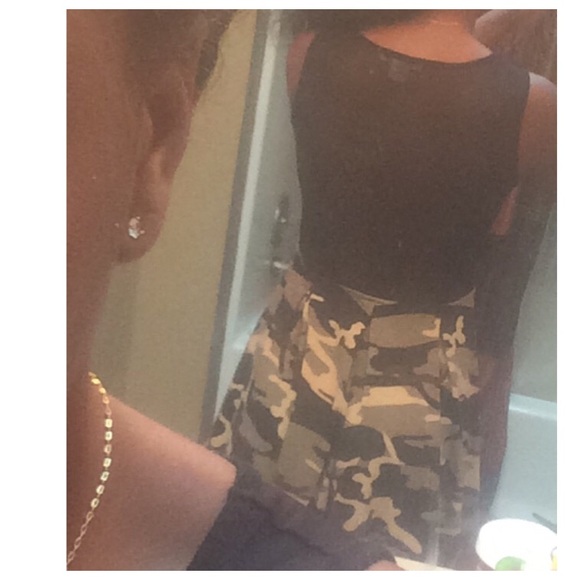 Dress - Picture 4 of 4