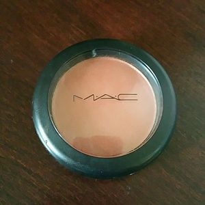 Mac sunbasque sheer tone shimmer  blush