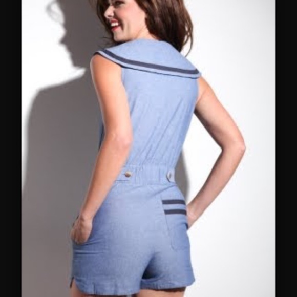❌SOLD!❌ Modcloth Dear Creatures sailor romper sz M - Picture 2 of 4