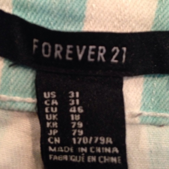 Forever 21 Striped Shorts - Picture 2 of 3