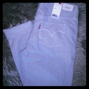 Brand New! Levi striped skinny capris! NWT!