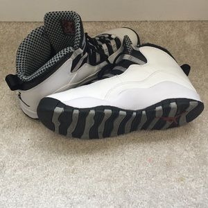 Air Jordan Retro 10's (Size 6Y)