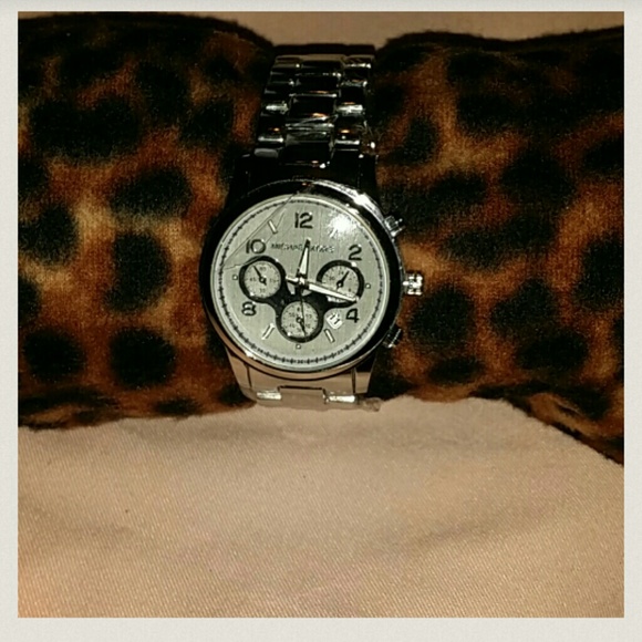 Kors watch
