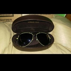 MICHAEL KORS AVIATOR SUNGLASSES