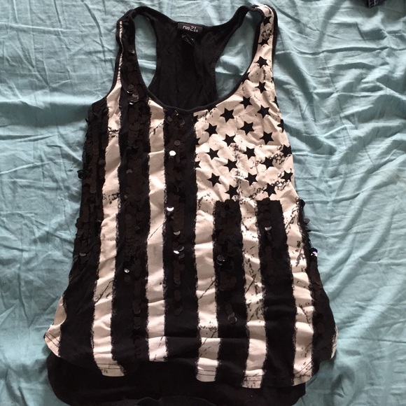Tank top black & white flag