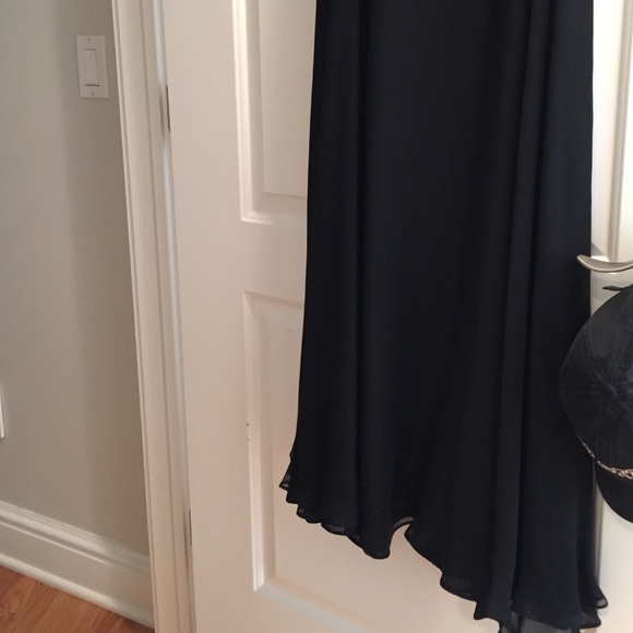 Designer gown - Picture 2 of 4