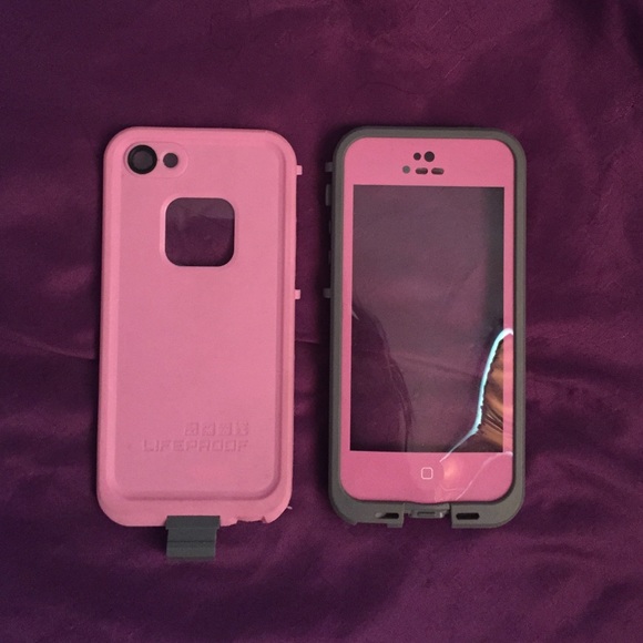 iPhone 5/5s life proof case