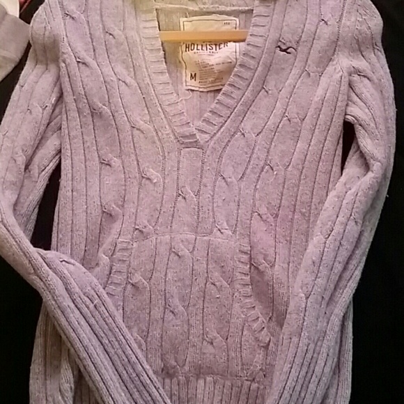 Cute Hollister sweater