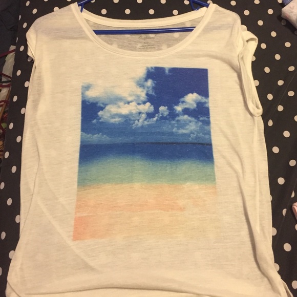 never worn American eagle shirt