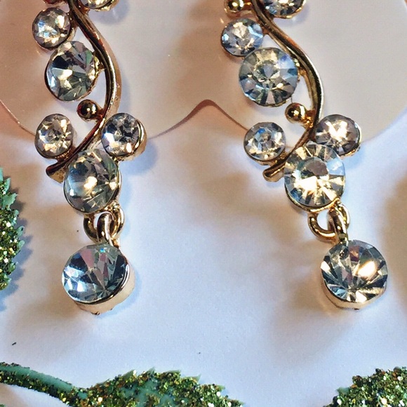 ❗️🚫SOLD❗️Cascading Rivers Earrings - Picture 3 of 4