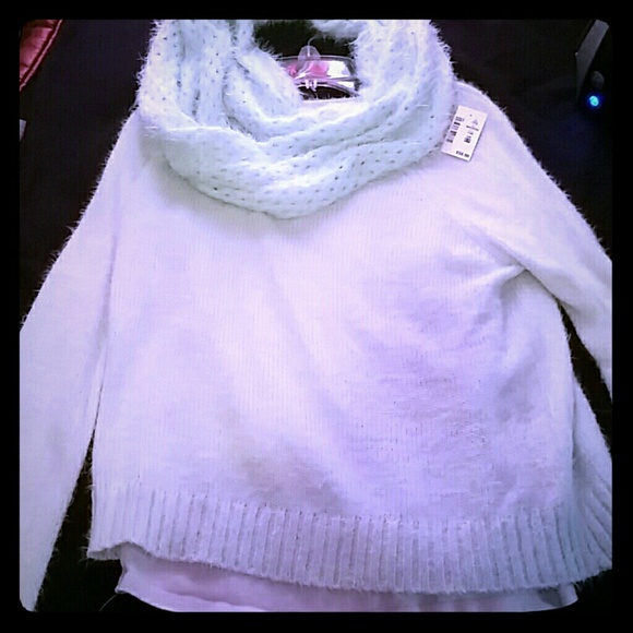 Cute sweater scarf and tank top