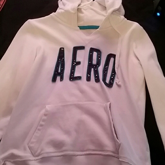 Nice white aero sweatshirt
