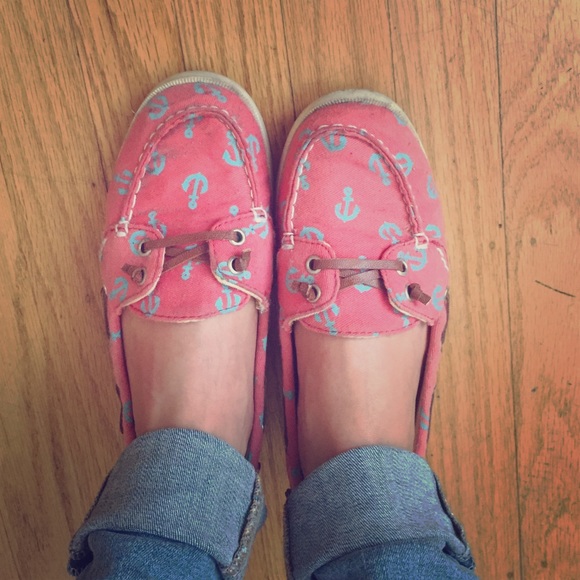 Old navy anchor boat shoes.