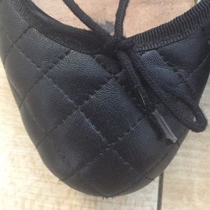 Black Quilted Flats