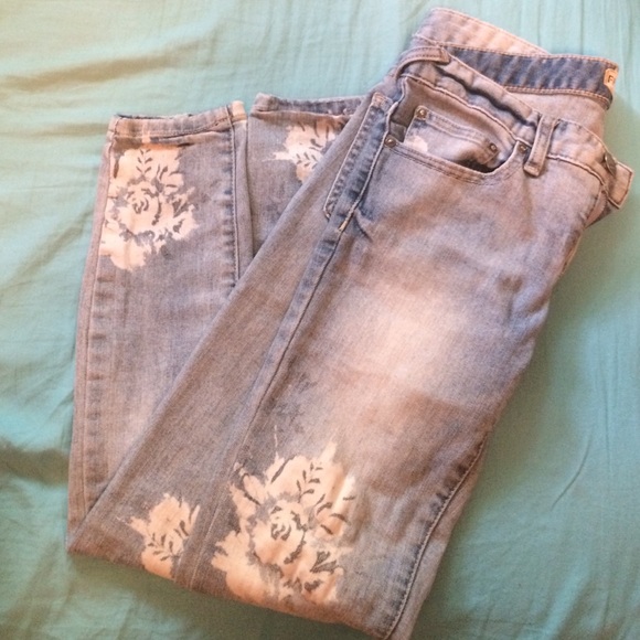 Free People flower jeans size 26/0