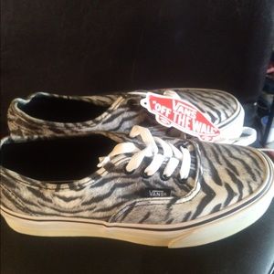 Vans sneakers- zebra print