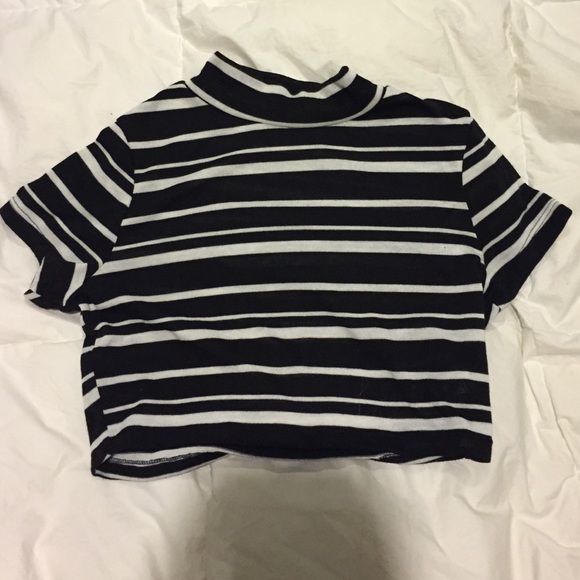 Black and white striped turtle neck crop top