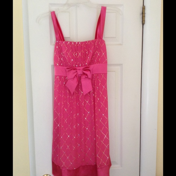 Cocktail dress - Picture 1 of 3