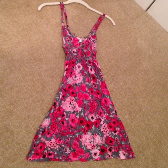 Size small Lucy love pink floral dress
