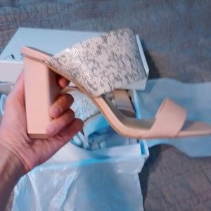 Ann Taylor leather slides