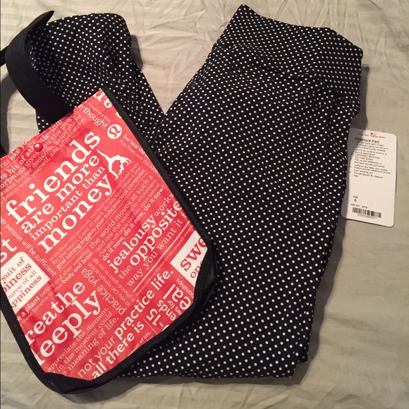 Lululemon departure pants