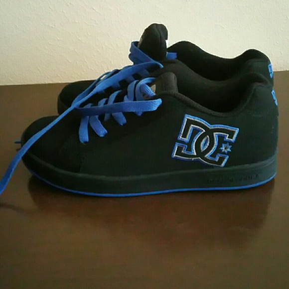 dc shoes sold