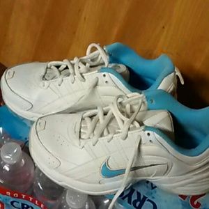 Nike sneakers only worn once