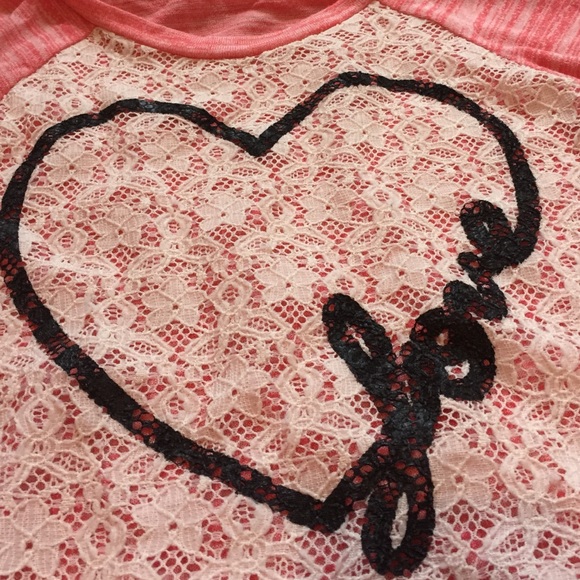 shirt - Picture 2 of 2