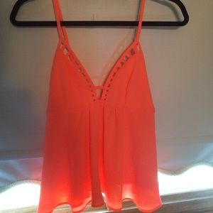 Coral deep v tank NWT