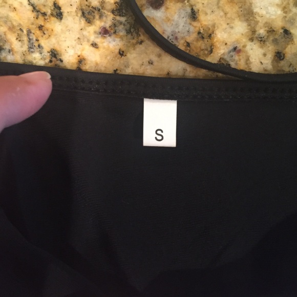 Pink triangle bikini - Picture 3 of 3