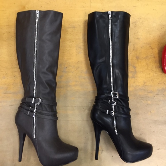 Boots ! - Picture 2 of 2