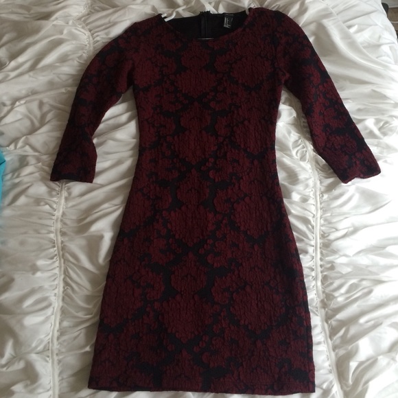 Red and black bodycon dress