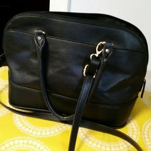 Merona zippered top handbag