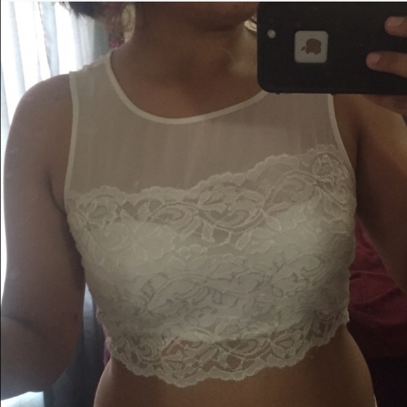 Crop top - Picture 2 of 2
