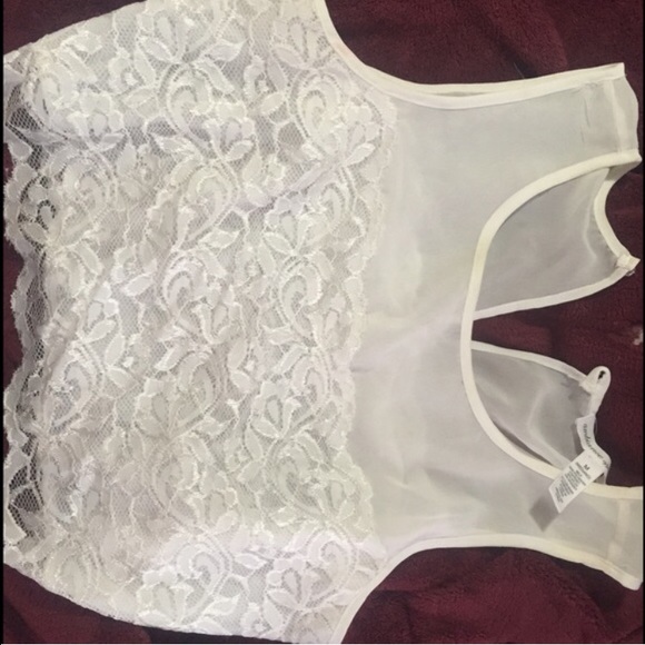 Crop top - Picture 1 of 2