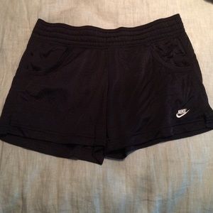 Black Nike shorts