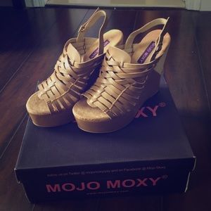 Leather wedge sandals