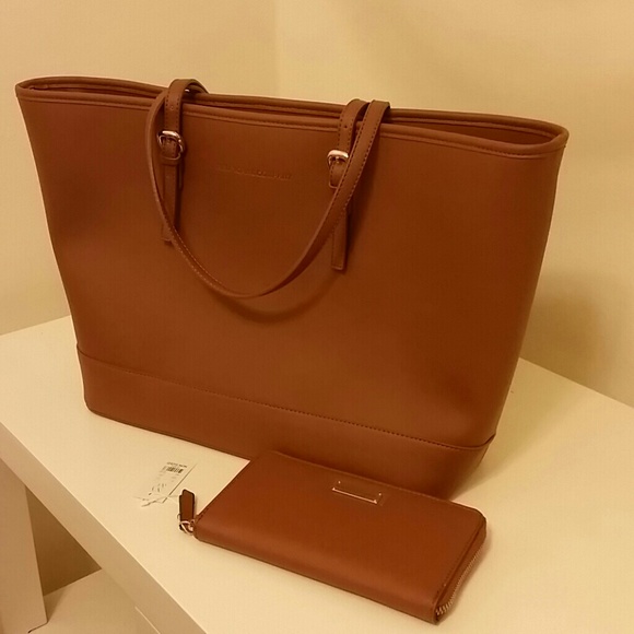 Saffiano NY&Co. Handbag & Wallet Set