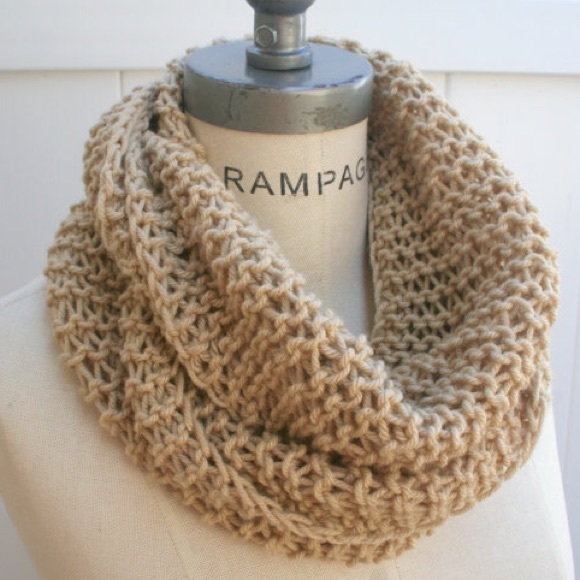 Infinity scarf
