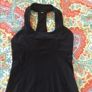 Black size 8 Lululemon scoop tank euc