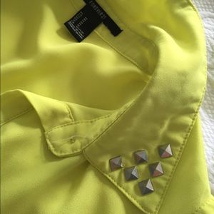 Yellow/green studded colored tank