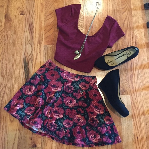 Pacsun Crop top & Skirt